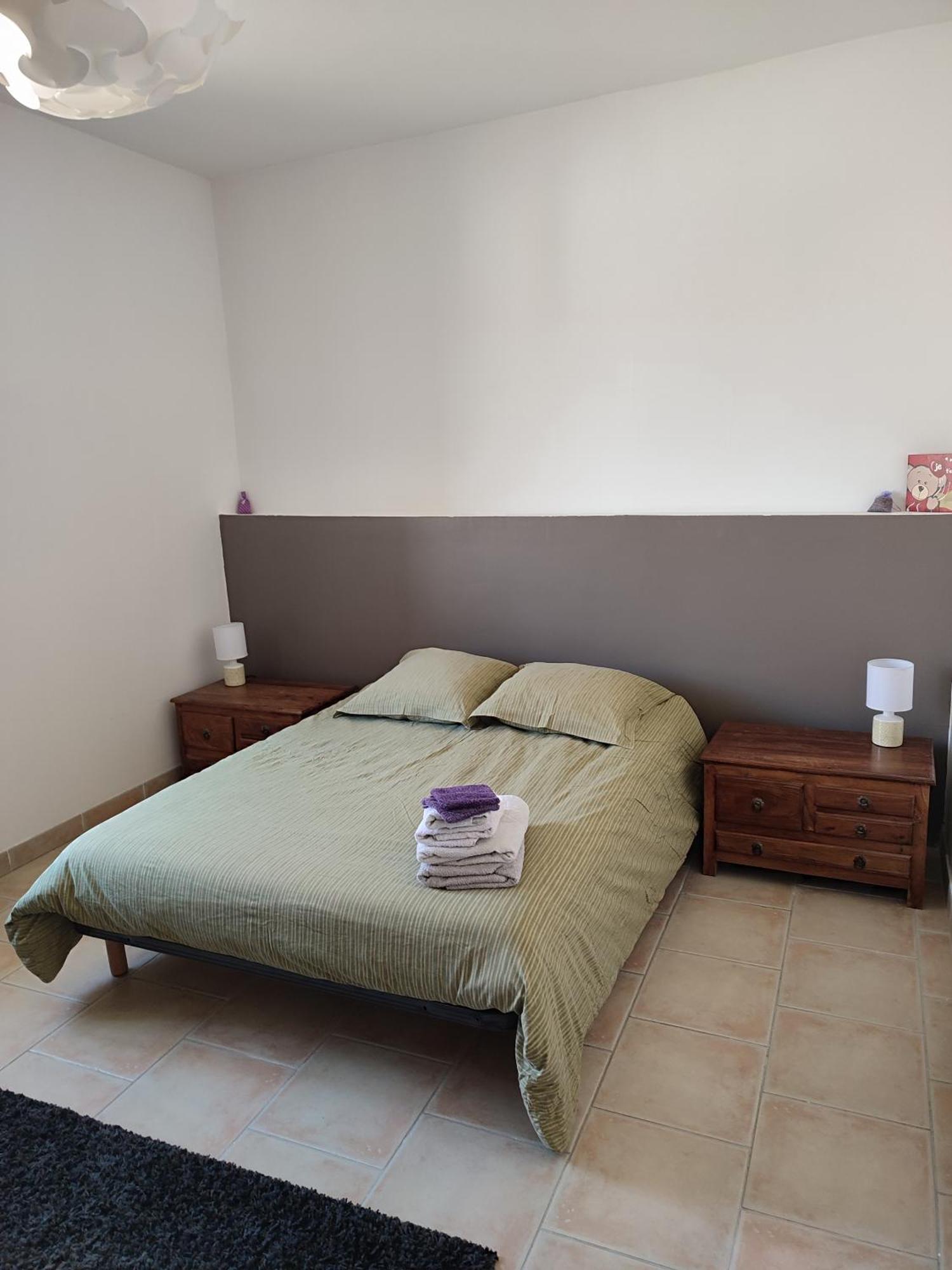 Maison De Village En Duo Avec 150M2 Au Rdc Et La Suite Parentale Ou En Famille Avec 4 Chambres 250M2 Interieur Montfaucon  外观 照片